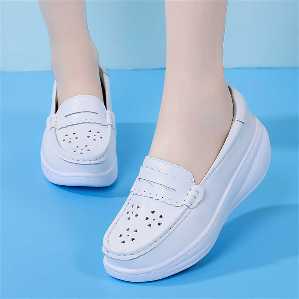 Sepatu Pelatih Wanita Biru Lan - Outdoor Sport Festival ulasan dan harga